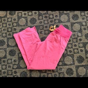 Figs Small Petite Neon Pink Kade